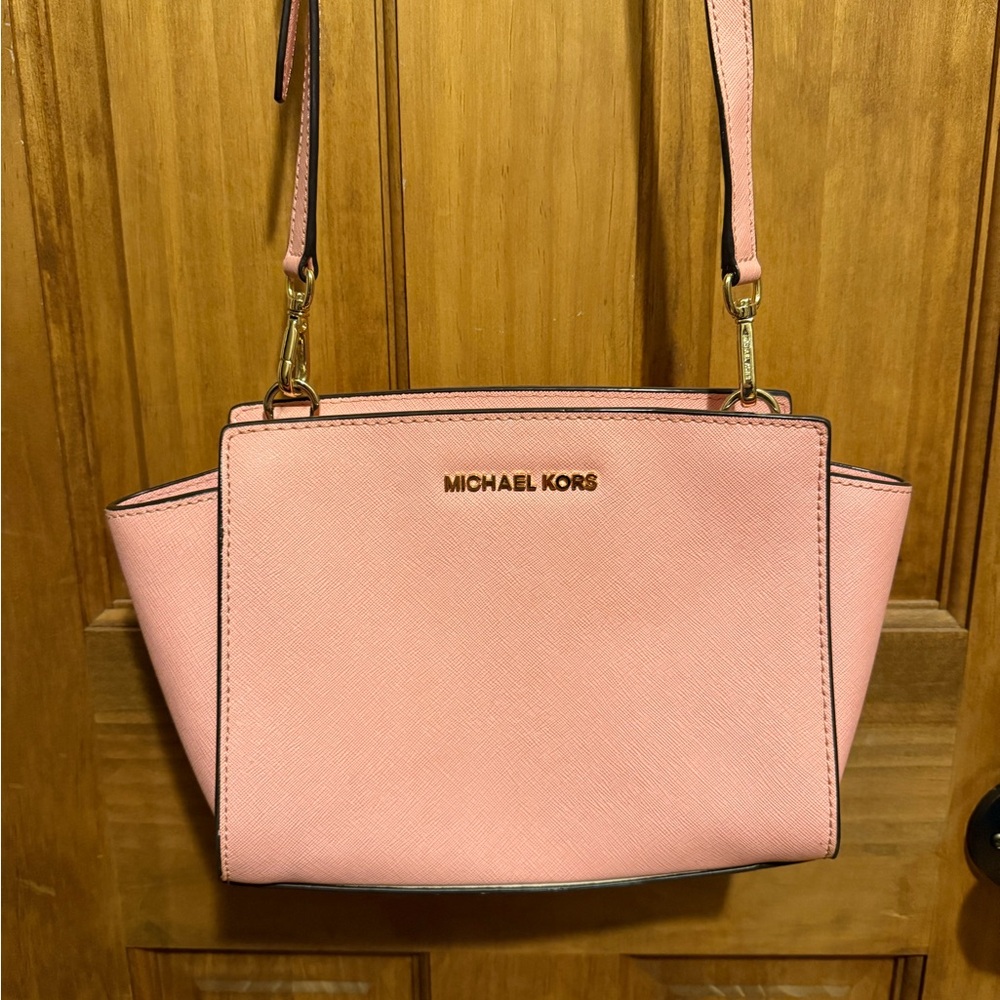 Michael Kors crossbody purse